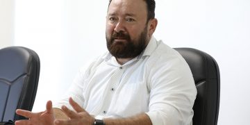 Gallegos: «Hemos llamado a la presidenta (del TSE) y nos confesó que hay un atraso»