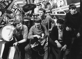 Fallece guitarrista de The Animals, Hilton Valentine, a los 77 años