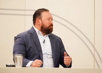Los diputados «quieren atacar al presidente a través de sus funcionarios», dice vicepresidente de la Asamblea Legislativa, Guillermo Gallegos