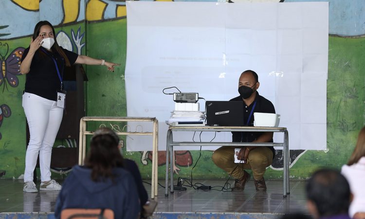 : Las jornadas para los integrantes de las JRV iniciaron el 9 y 10 de enero y se prevé que finalicen el 21 de febrero. / FOTO: Diario El Salvador