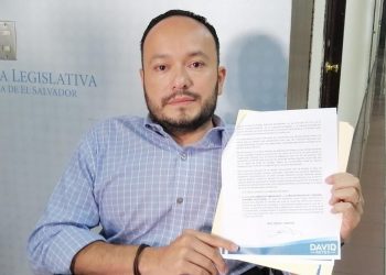 Diputado David Reyes recomienda al TSE un horario para que adultos mayores puedan votar