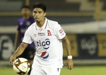 Isaac «el Clavito» Portillo es pieza inamovible en el mediocampo de Alianza