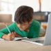 «Sólo dispongo de $150», ¿cuál es el costo de una laptop para estudiar en casa?