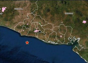 Sismo de fuerte intensidad sacude a El Salvador esta noche