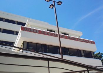 Secretaria de juzgado en San Miguel debe pagar $11,116.38 por llegadas tardías y ausencias injustificadas