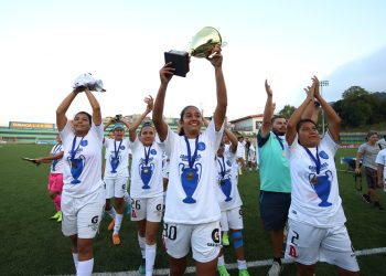 Linda Frías, jugadora de Santos mexicano: «En El Salvador, las chicas juegan por el amor a la camiseta»