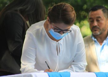 Candidatos de Nuevas Ideas firman acuerdo para proteger las tierras fértiles del Valle de San Andrés