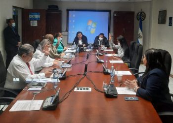 Comisión de Salud de la Asamblea Legislativa solicita valoración técnica de vacuna contra la COVID-19