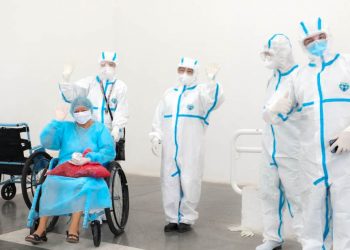 Hospital El Salvador destaca como referente regional en el manejo de la COVID-19