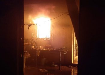 Fallece hombre de 70 años en incendio de una vivienda en carretera hacia Metapán