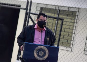 Gobernación entregó casa comunal en la comunidad Zurita