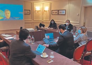 Ministro Alabí se reunió con miembros de la Alianza para la Vacunación, GAVI
