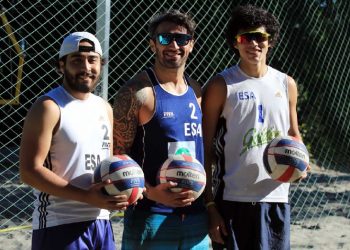 De tal padre, tales hijos: la familia Vargas trae el voleibol en las venas