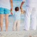 Consejos para mantener a su familia segura de la COVID-19 mientras están en espacios abiertos