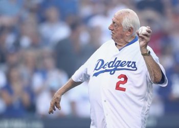 Fallece Tommy Lasorda, leyenda de los Dodgers, a los 93 años
