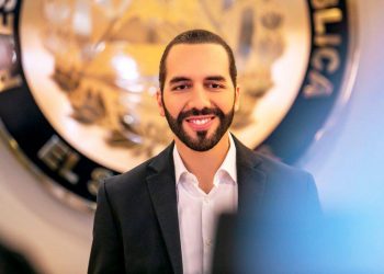 El presidente Nayib Bukele felicita a Joe Biden y a Kamala Harris «por su histórica toma de posesión»