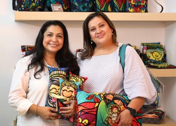 Hermanas salvadoreñas crean «Sondos», una ingeniosa opción en decoración y moda