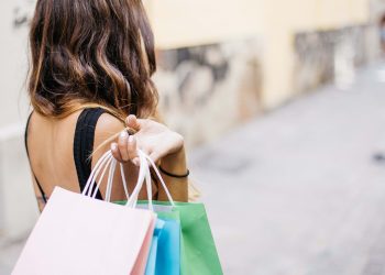 ¿Cómo ir de compras aprovechando los descuentos de temporada?