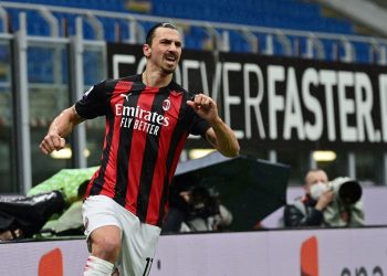 Ibrahimovic superó la barrera de los 500 goles a nivel de clubes