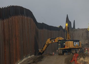 López Obrador saluda decisión de Biden de frenar la construcción del muro fronterizo