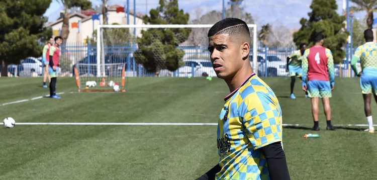 Efraín Burgos Junior vestirá la camisa del Chalatenango en el Clausura 2021.