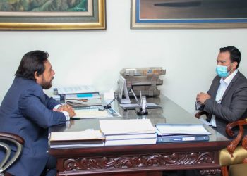 Candidato de NI reafirma compromiso con Ulloa para ser promotor de reformas constitucionales
