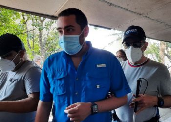 Director de la Escuela de Ciegos ejerció su voto