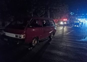 Un fallecido y varios lesionados en múltiple accidente en Santa Tecla