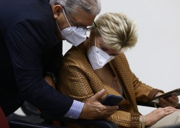 Ordenan y depuran pruebas en juicio contra Ana Ligia de Saca