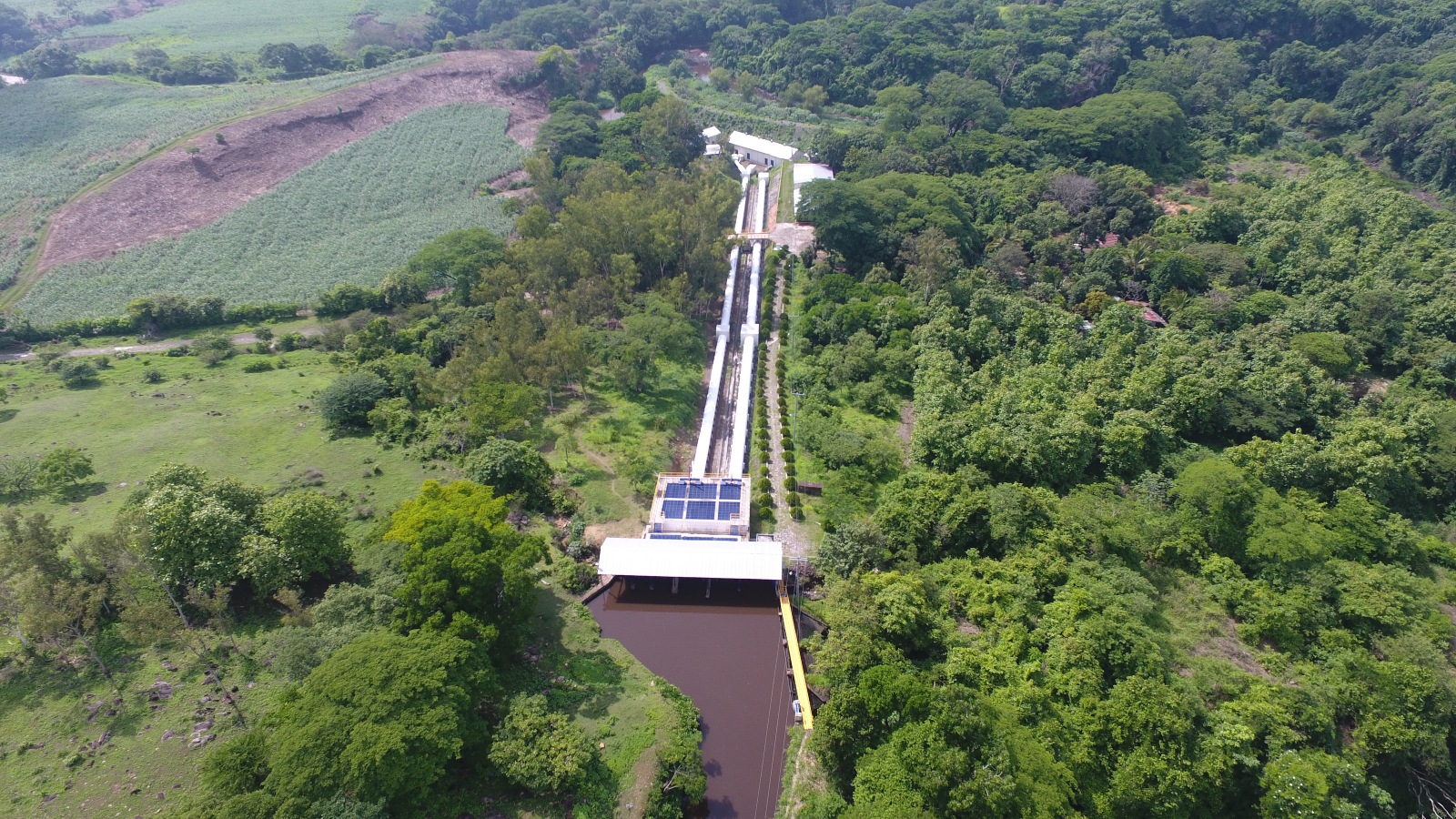 Compañía Eléctrica Cucumacayán rompe récord en generación hidroeléctrica - Diario El Salvador