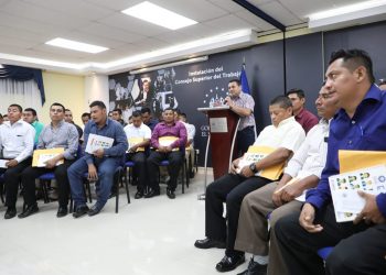 Salvadoreños podrán ir con permiso de trabajo a España