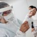 Realizan vacunación contra la COVID-19 al personal de primera línea en hospitales de El Salvador