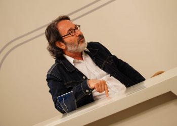 Carlos Bruch: «No existe ninguna excusa para que no estén trabajando [los diputados]»