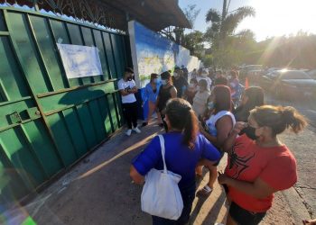 Presidenta del TSE reitera que personas en filas pueden ingresar a centros de votación