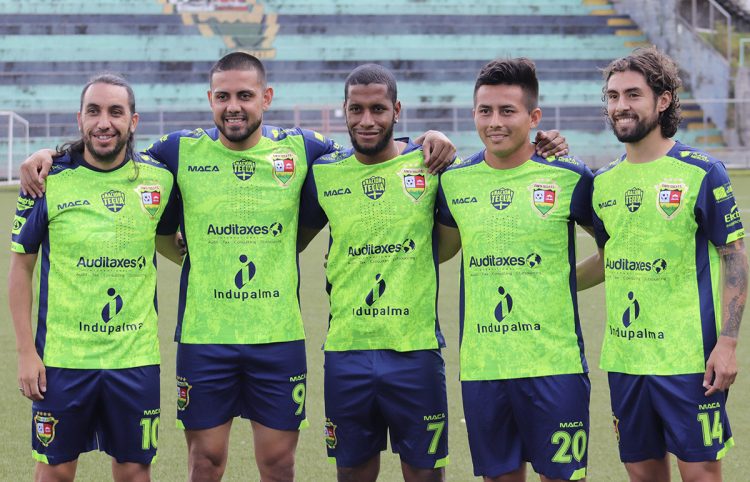 Cristian Olivera, Irvin Herrera, Eduardo Rodríguez, Roberto González y Edardo Mira jugarán con los pericos. Foto/ Santa Tecla.