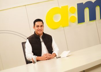 Henry Flores, candidato a alcalde de Santa Tecla, reinstalará a los 71 empleados municipales despedidos por Roberto d’Aubuisson