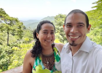 El amor de Fátima y Frank ha trascendido lo terrenal. Ella lo ama todos los días y está convencida de que su amado la acompaña todo el tiempo. Foto: Cortesía Familia Rivera Velásquez.