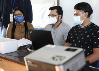 Diputados recomiendan al TSE hacer nueva prueba con miembros de JRV