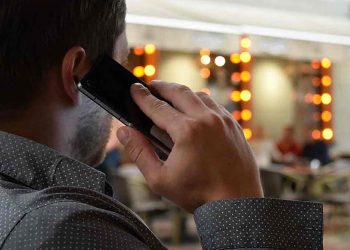 La pandemia dispara en 23 % las llamadas por celulares en El Salvador