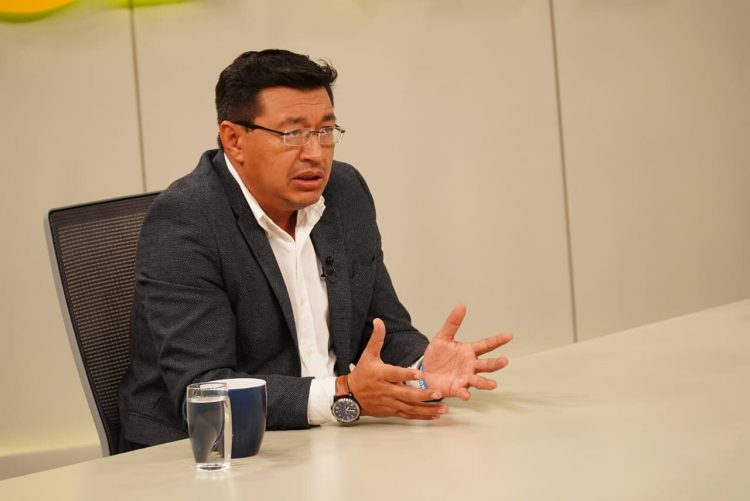 Postura. De acuerdo con el candidato, los actuales diputados se han opuesto a diferentes proyectos sociales del gobierno central.