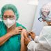 Más de 2,000 profesionales de la salud vacunados contra la COVID-19 en El Salvador 
