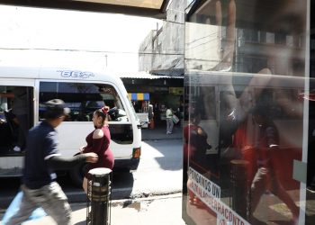 Firman acuerdo por un transporte público libre de acoso sexual