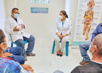 Fosalud atiende a pacientes adictos al tabaco que recayeron durante la pandemia