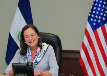 Secretario de Estado de EE. UU. destaca fuertes lazos con El Salvador