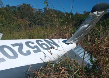 Tres personas fallecidas en accidente de avioneta en Changallo, Ilopango