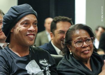 Fallece por coronavirus madre de Ronaldinho