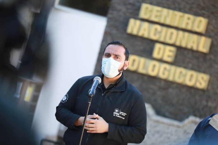 Ministro de Salud, Francisco Alabi, brindó una conferencia de prensa para informar sobre el desarrollo del plan de vacunación anti-COVID-19 al personal médico de primera línea.