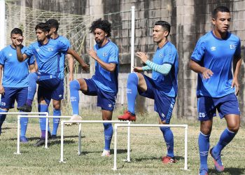 Selección mayor vuelve este lunes a los entrenamientos