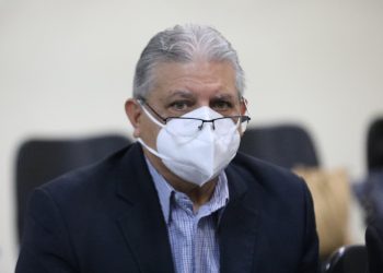 Saca autorizó a su cuñado para retirar dinero de la Presidencia