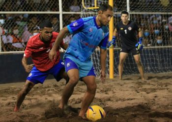 Frank Velásquez fue elegido MVP de la Copa INDES de la amistad de Fútbol Playa